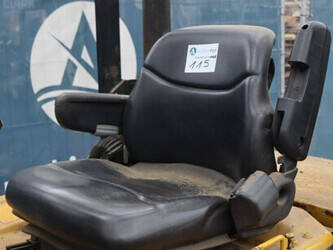 1991-yale-gdp30tee2030-44904997