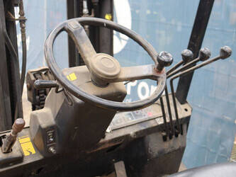 1991-yale-gdp30tee2030-44904998