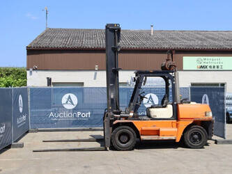 Image for FORKLIFTS 1998 HALLA HDF70