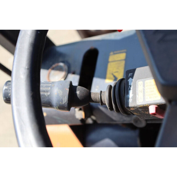 1998 HALLA HDF70-44905111