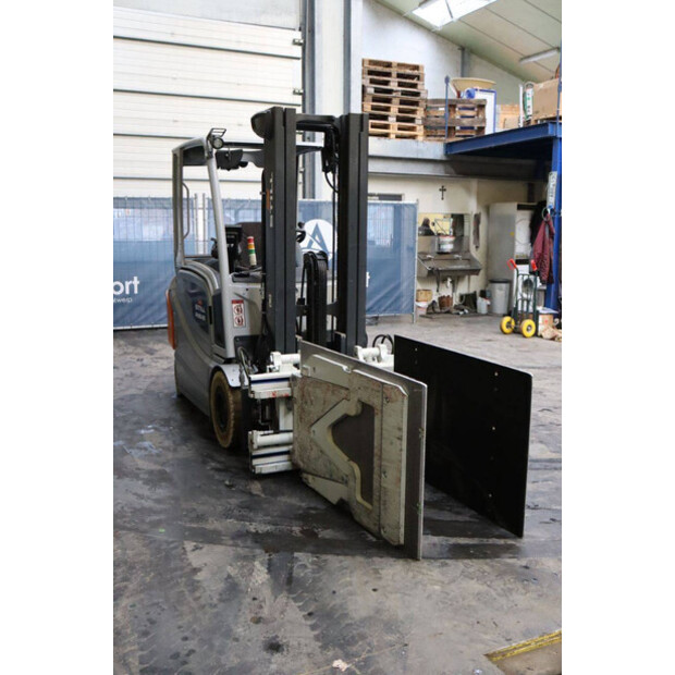 2020 Still RX60-25-44905184