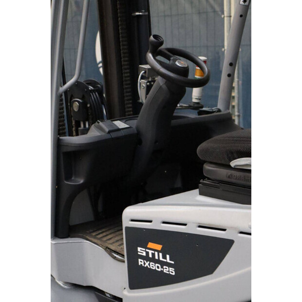 2020 Still RX60-25-44905202