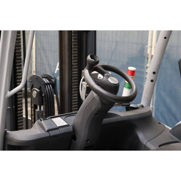 2020 Still RX60-25-44905203