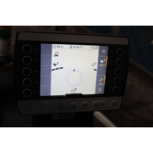 2020 Still RX60-25-44905211