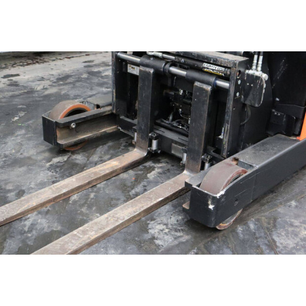 2012 BT BRE 140E-44905245