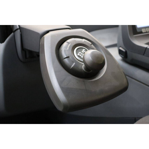 2012 BT BRE 140E-44905256