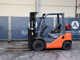 Image for 2024 Toyota 02-8FGF20