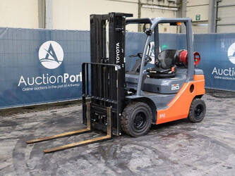 2024-toyota-02-8fgf20-44905278