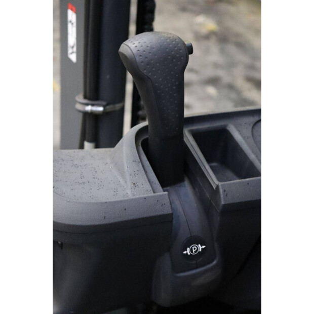 Still RX20-20-44905335