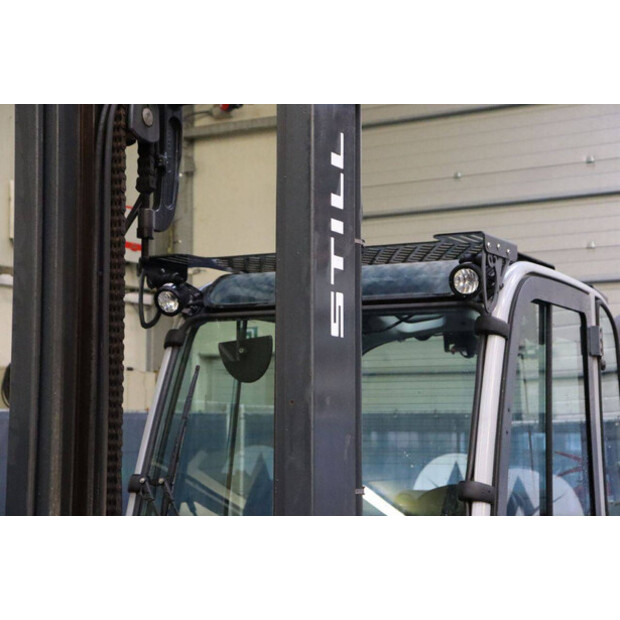 2019 Still RX70-40-44905362