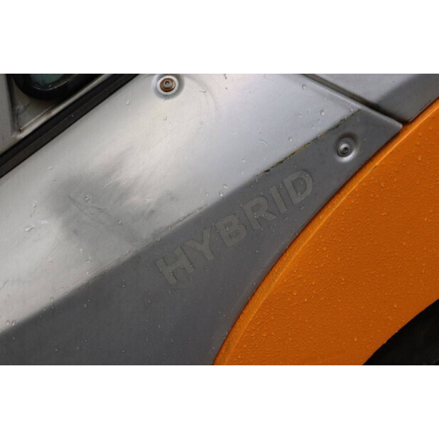 2019 Still RX70-40-44905366