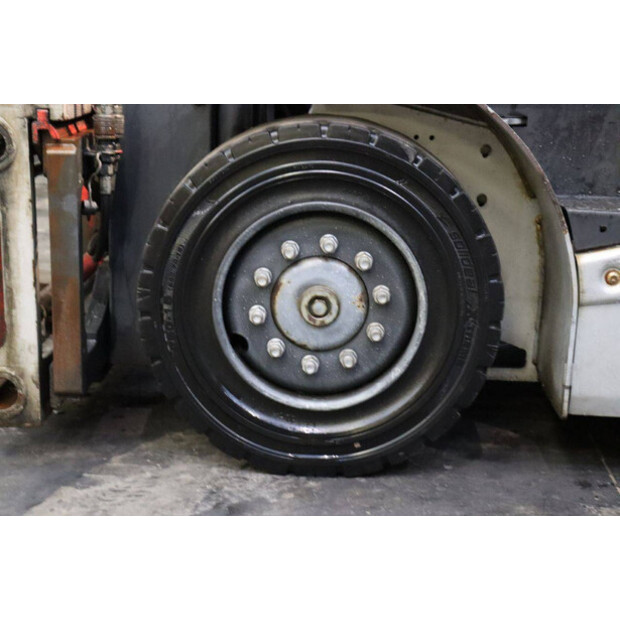 2019 Still RX70-40-44905367