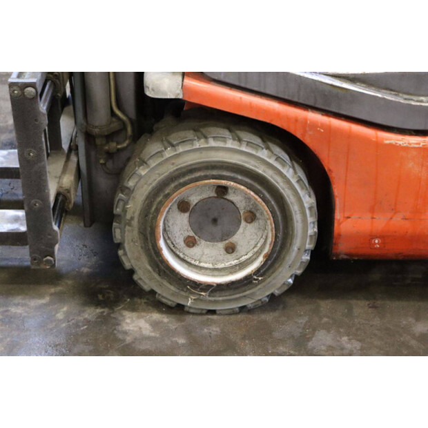 2000 BT CBE 2.0 T-44905519