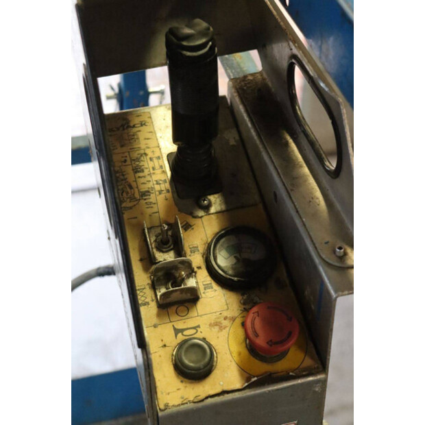 2015 سكايجاك SJ3226-44905661