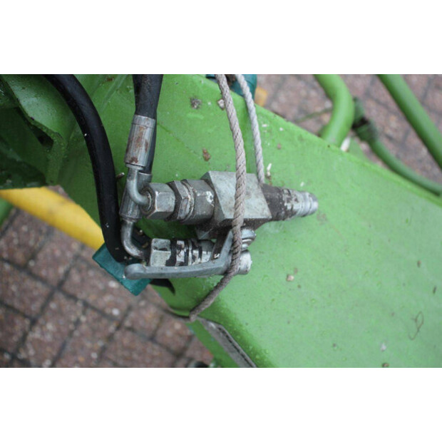 2012 كرون KW 8-82-44905794