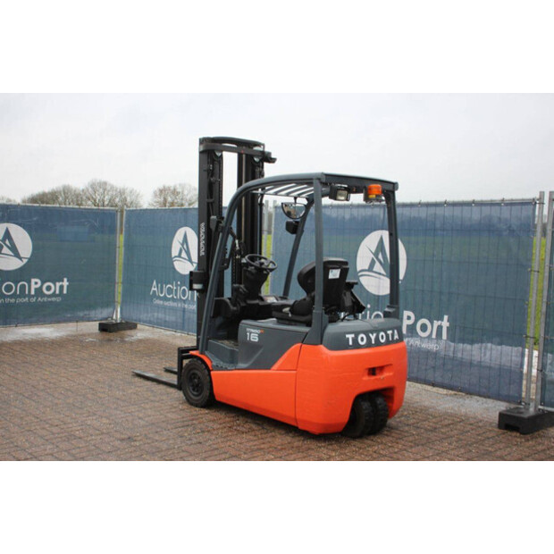 2010 تويوتا 8FBET16-44905879