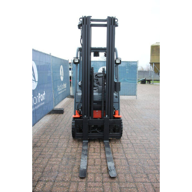 2010 تويوتا 8FBET16-44905883