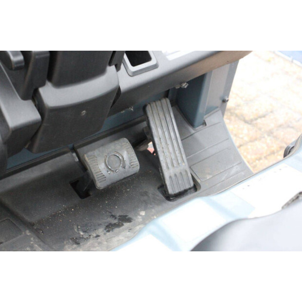 2010 تويوتا 8FBET16-44905897