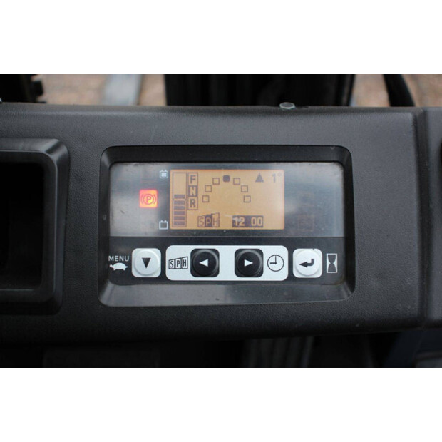 2010 تويوتا 8FBET16-44905902