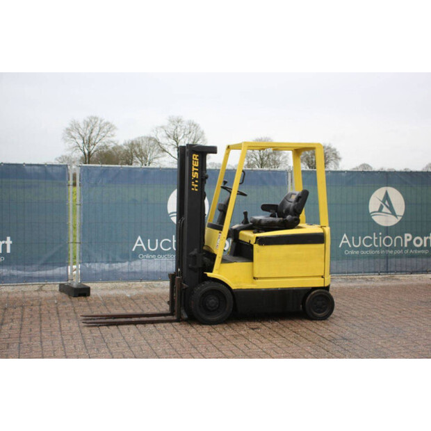 1999 هايستر E2.50XM-847-44905970