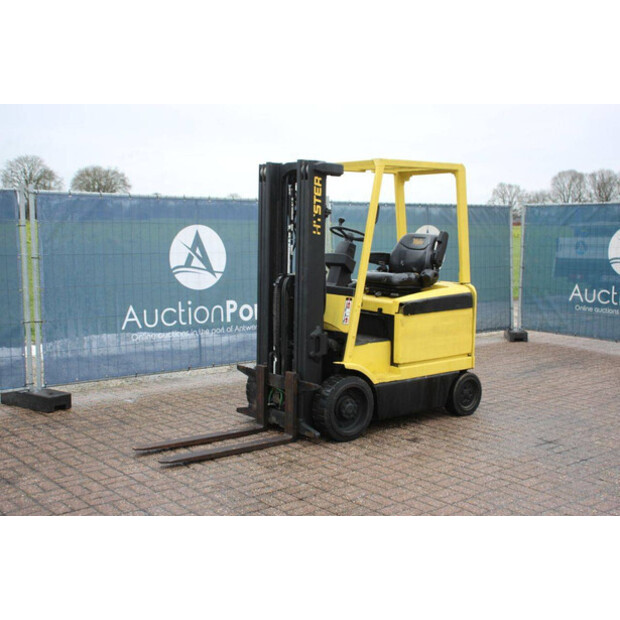 1999 هايستر E2.50XM-847-44905977