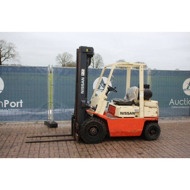 NISSAN PF02A20U-44906061