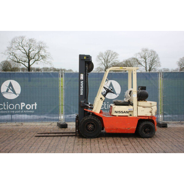 NISSAN PF02A20U-44906062