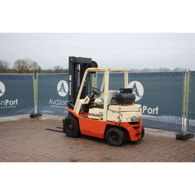 NISSAN PF02A20U-44906063