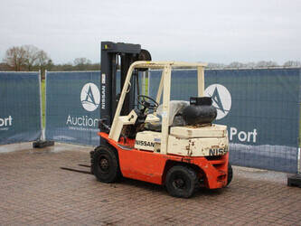 nissan-pf02a20u-1404419-44906063