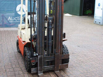 nissan-pf02a20u-1404419-44906066