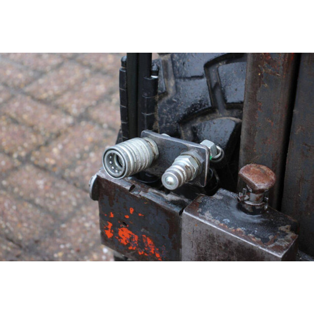 NISSAN PF02A20U-44906072