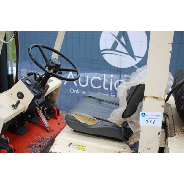 NISSAN PF02A20U-44906079