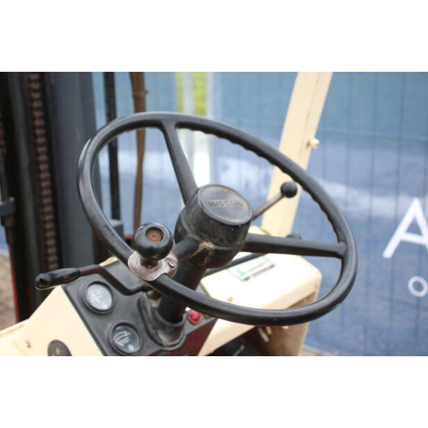 NISSAN PF02A20U-44906081