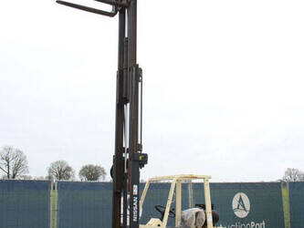 nissan-pf02a20u-1404419-44906085