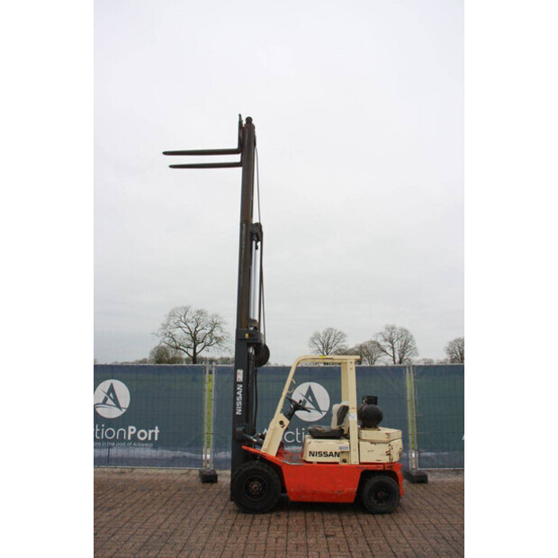 NISSAN PF02A20U-44906086