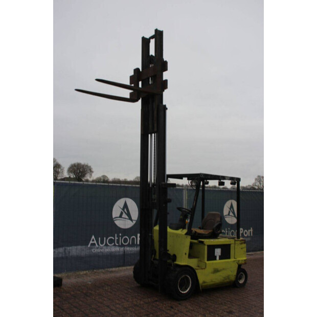 1997 Clark 30S-44906114