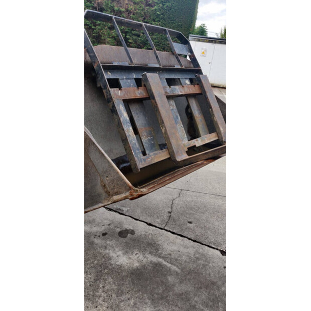 2013 JCB 403 WLS-44906352