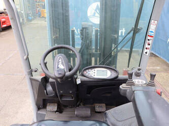 2011-still-rx20-20p-1404436-44906546