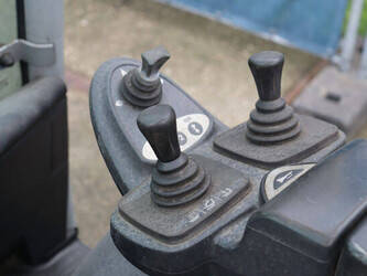 2011-still-rx20-20p-1404436-44906555