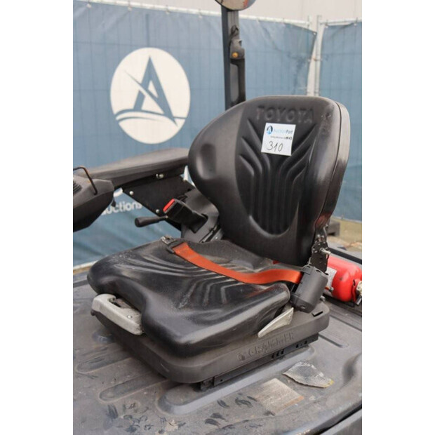 2021 تويوتا 8FBE18T-44906653