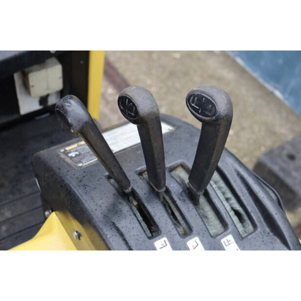 2004 Hyster J1.80XMT-44906759