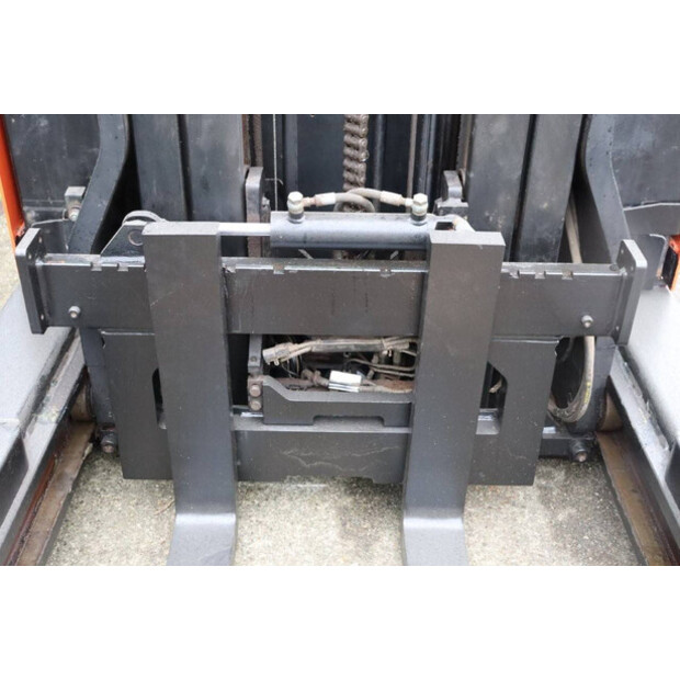 2013 BT RRE140CC-44906819