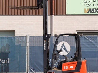 2001-jungheinrich-model-18-1404449-44907023