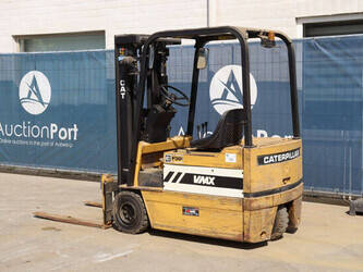 caterpillar-vmax-f30-1404451-44907069