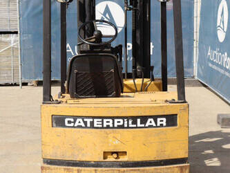 caterpillar-vmax-f30-1404451-44907070