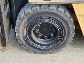 caterpillar-vmax-f30-1404451-44907079