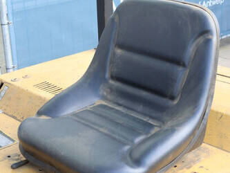 caterpillar-vmax-f30-1404451-44907088