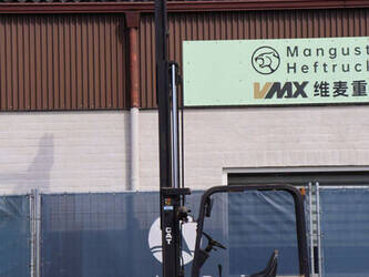 caterpillar-vmax-f30-1404451-44907099