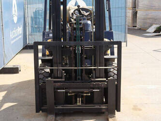 2017-vmax-cpqyd25-1404452-44907109