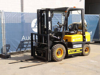 2017-vmax-cpqyd25-1404452-44907110